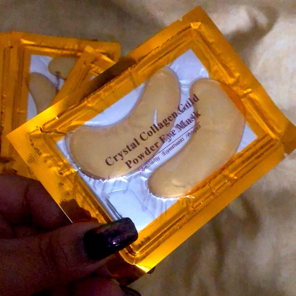 Eye mask